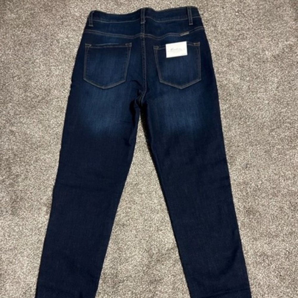NWT Kancan Women's Jeans Size 9/28 30" inseam skinny jeans